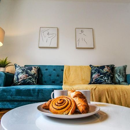 Sleek & Stylish Apartment In The Heart Of The City Nottingham Bagian luar foto